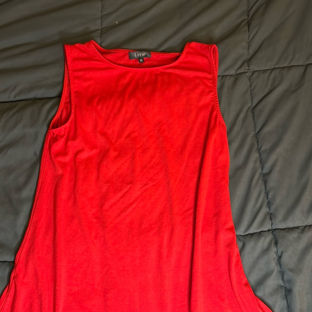 Lyrur red dress with ruffles